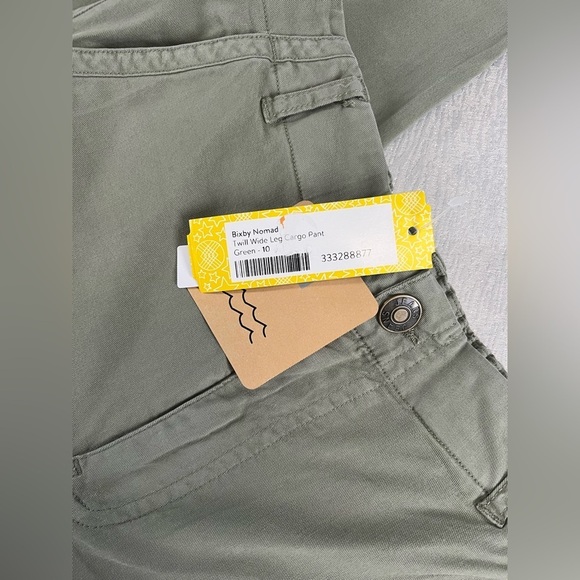 Bixby Nomad Light green twill wide leg cargo pants size 10 NWT - Picture 3 of 9